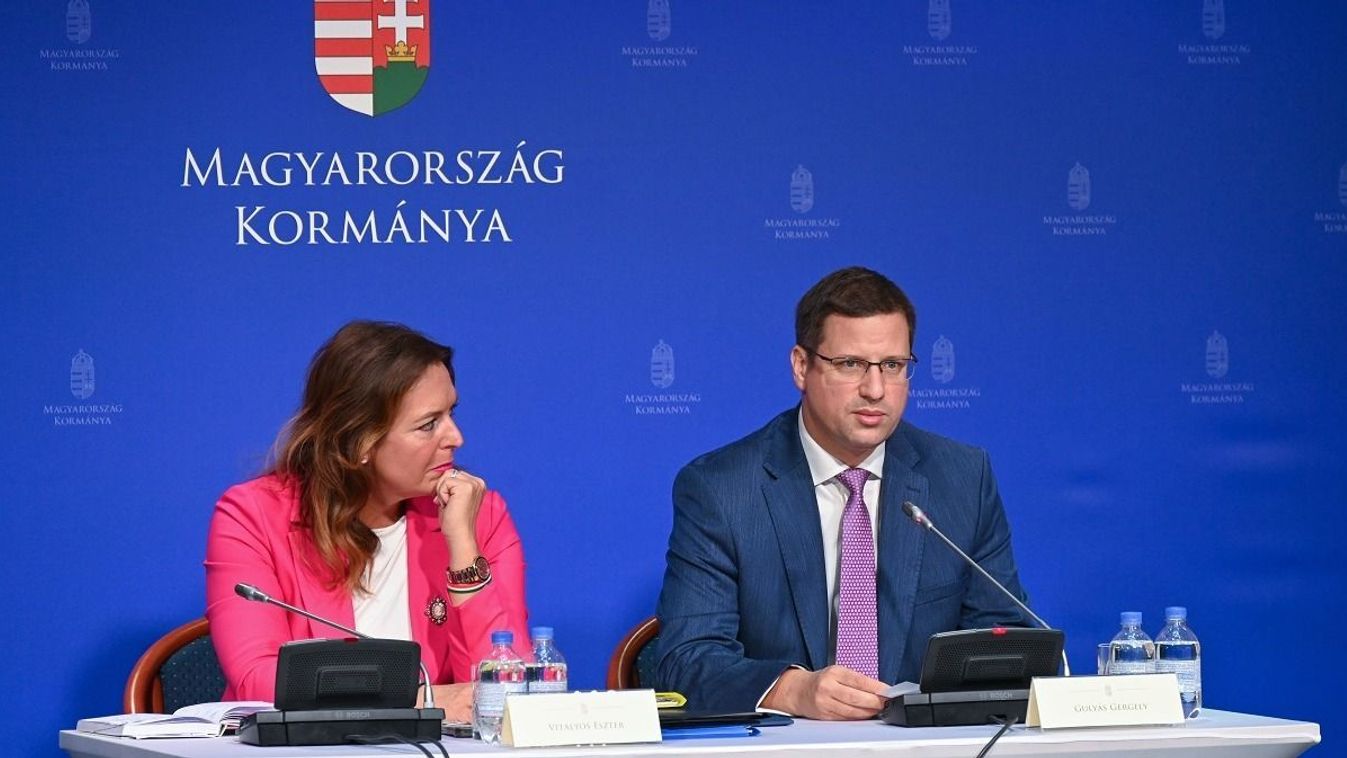 Gulyás Gergely a Kormányinfón: Magyarország továbbra sem ad ki senkit Ukrajnának!