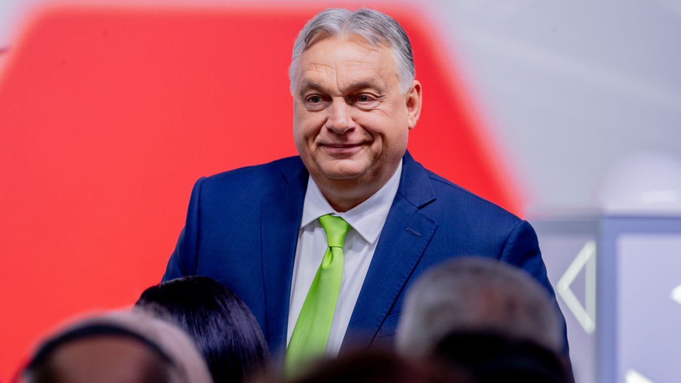 Orbán Viktor: boldog gyereknapot! (videó)