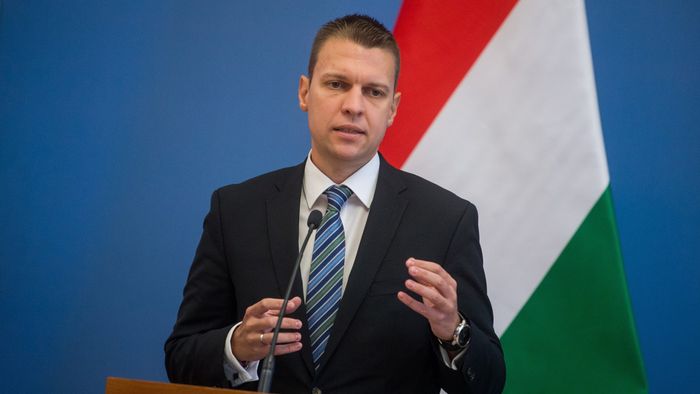Menczer Tamás: a háborúpárti baloldal számára ismeretlen a magyarbarát politika