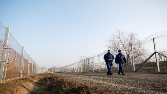 Albán és iraki migránst is megakadályoztak a határsértésben vármegyénknél