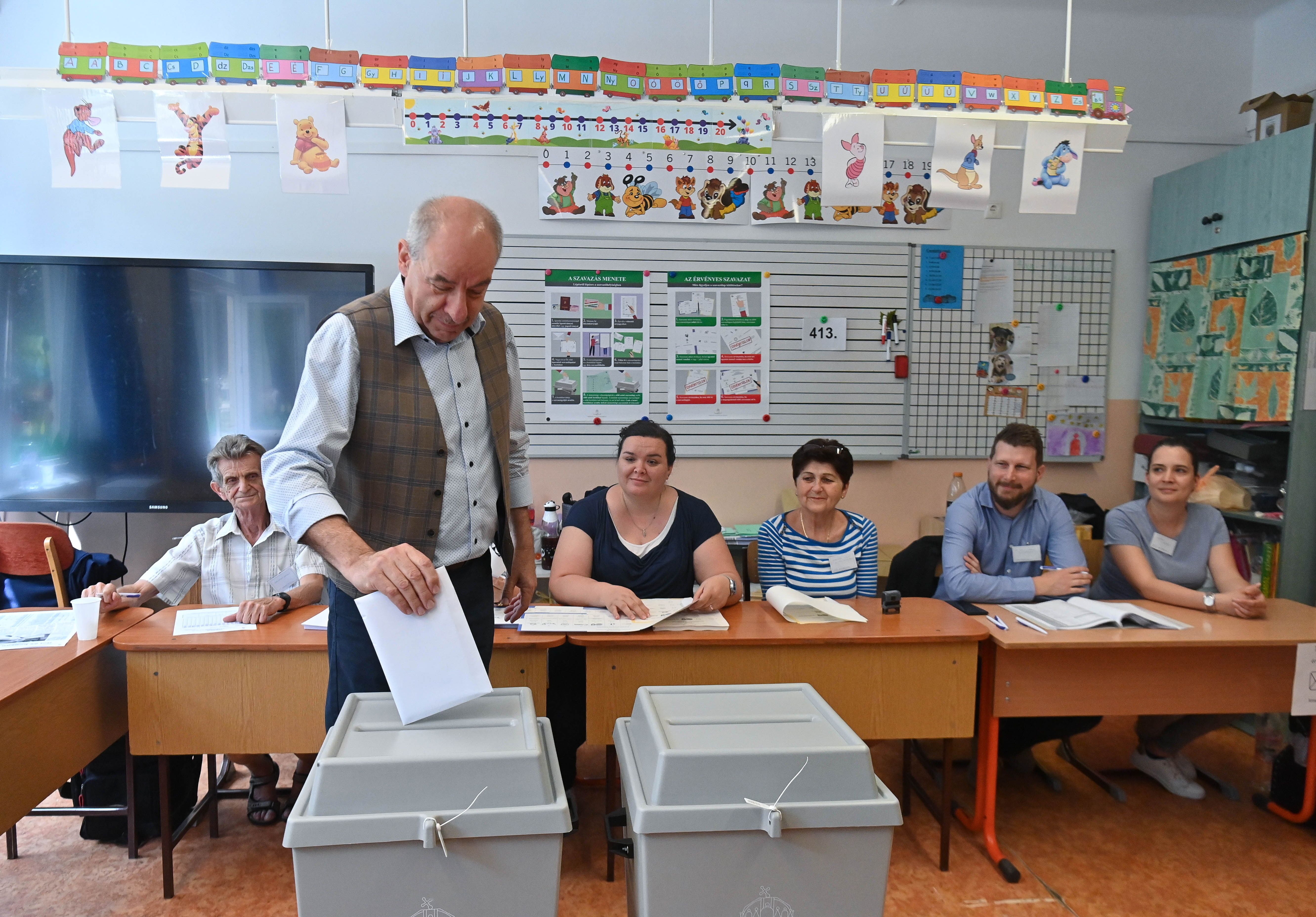 A köztársasági elnök Szegeden adta le szavazatát