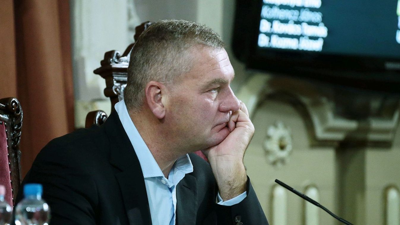 Botka László szavazatokat vásárol?