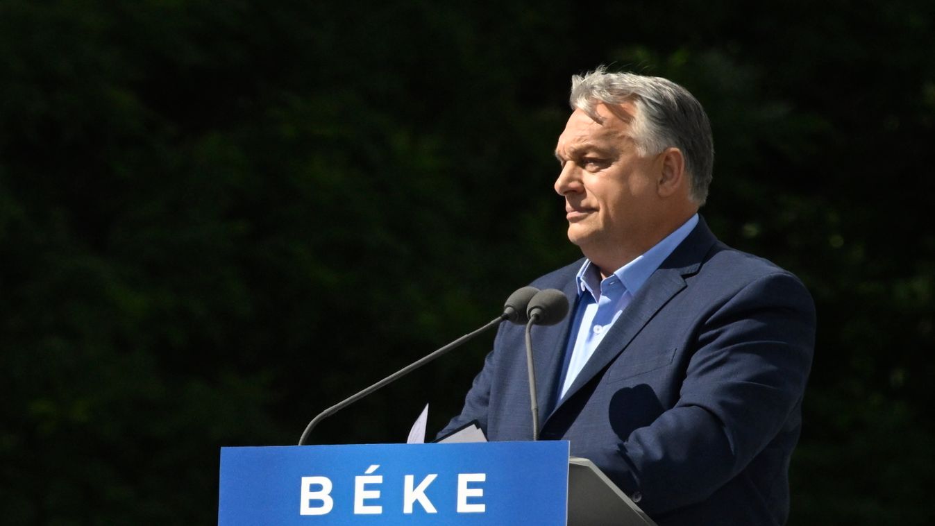 Orbán Viktor: Nem leszünk feláldozható vazallusok a nagyhatalmak sakktábláján