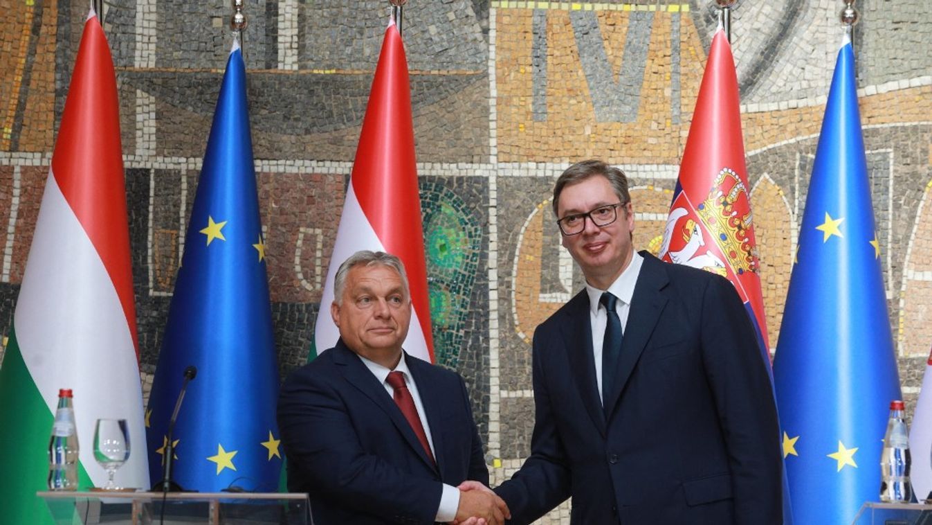 Orbán Viktornak gratulált a szerb államfő
