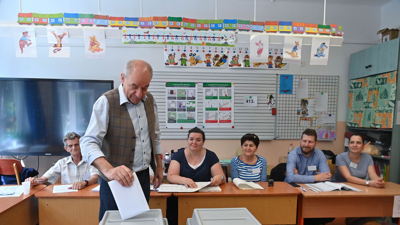 A köztársasági elnök Szegeden adta le szavazatát