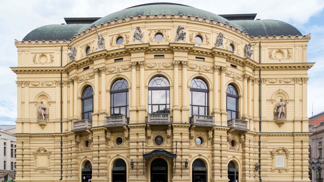 Több mint százezren látták a Szegedi Nemzeti Színház előadásait