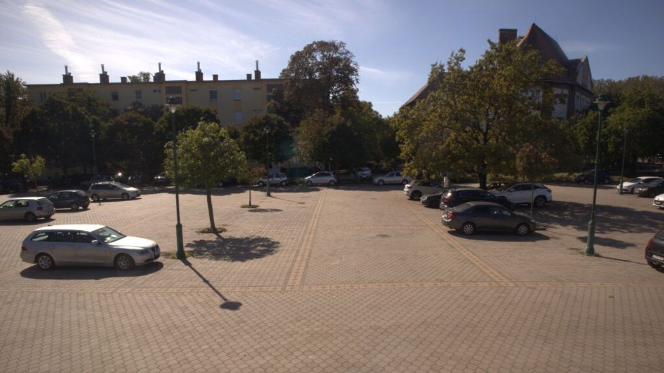 Új fizetős parkolási övezetet alakítanak ki Szegeden