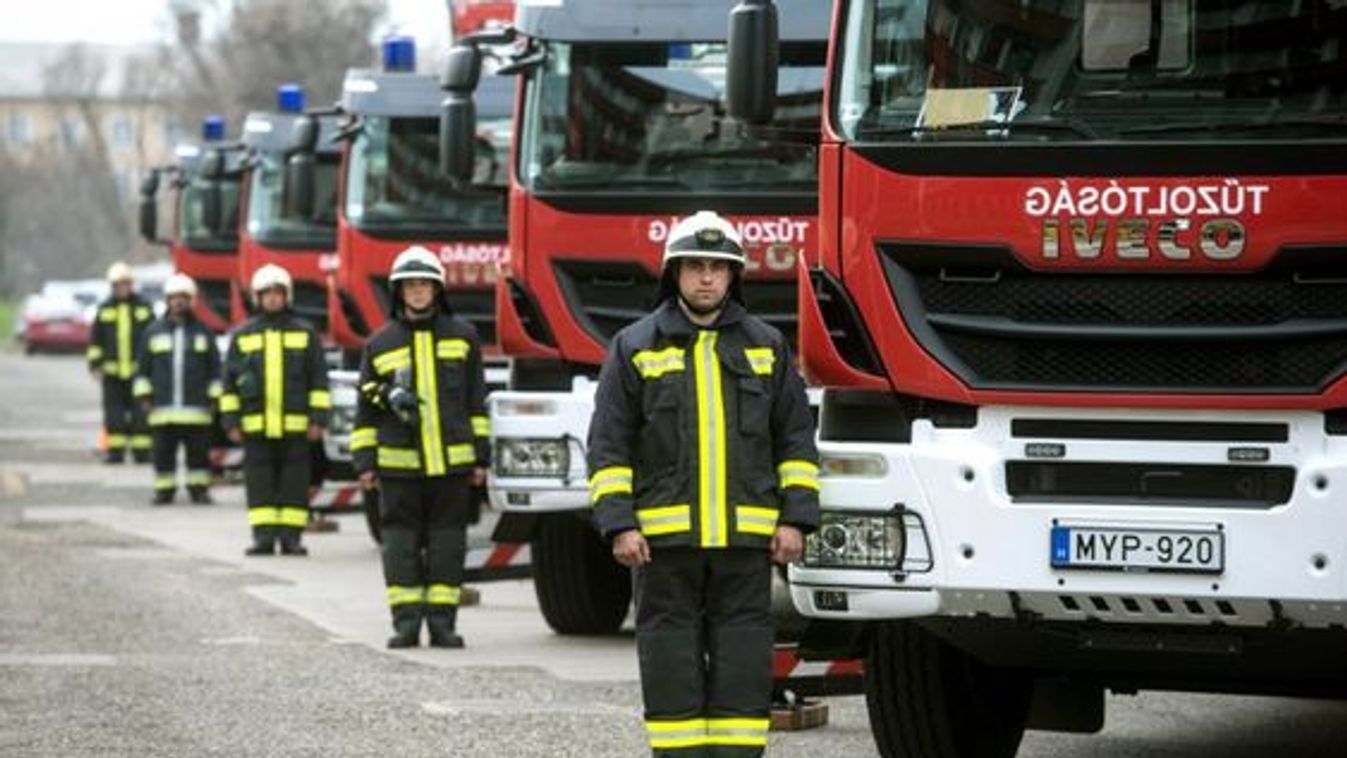 Több mint 1,8 milliárdos támogatást kaptak az önkéntes tűzoltó-egyesületek a Magyar falu programban
