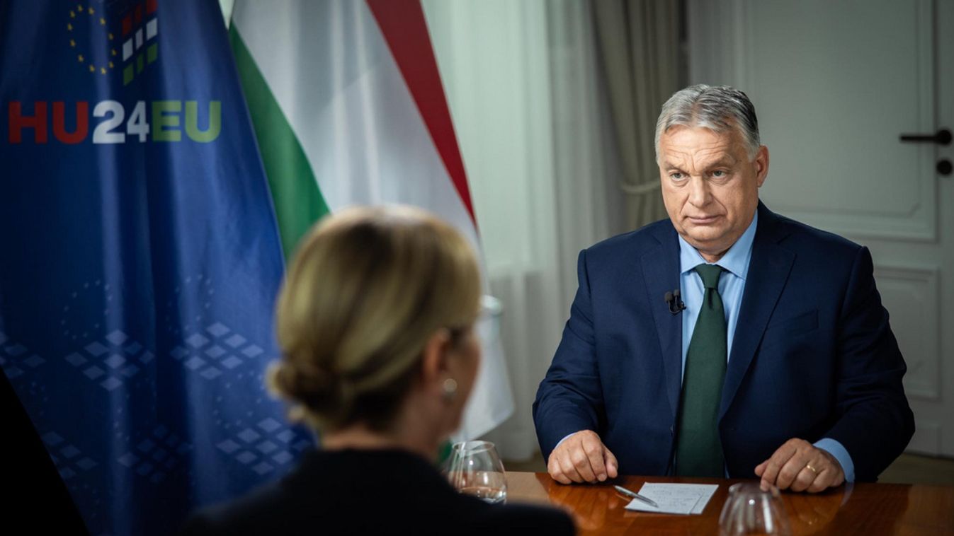 Orbán Viktor: Öveket becsatolni! (Videó)