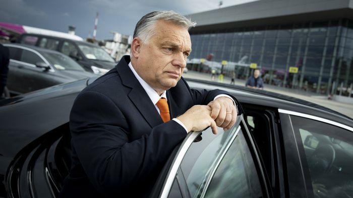 Orbán Viktor megérkezett Moszkvába