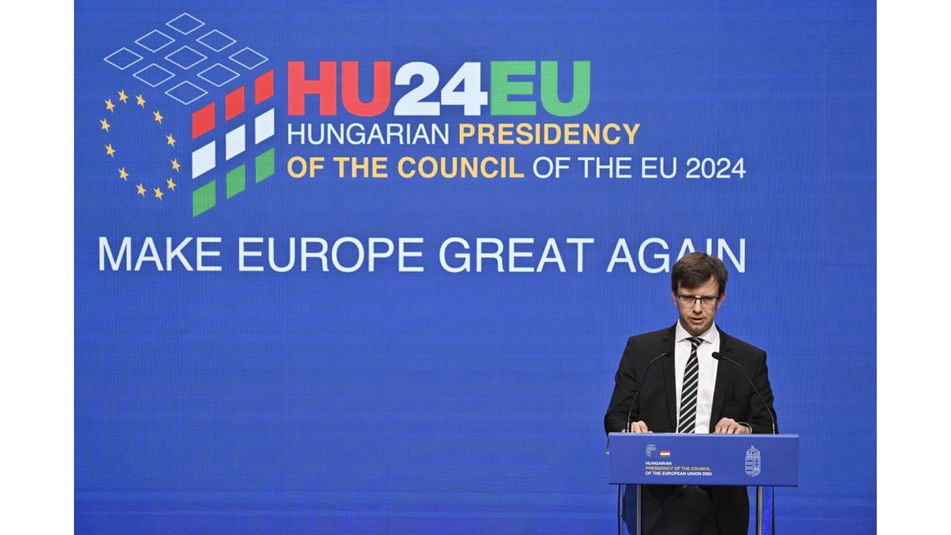 "Repülőrajtot vett" a magyar uniós elnökség