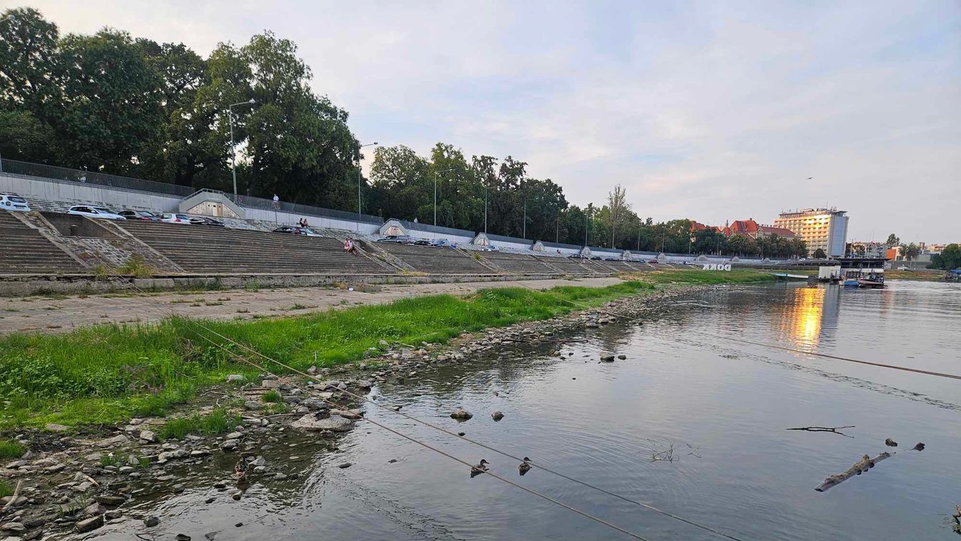 Mutatjuk, hogy áll a Duna és Tisza vízszintje