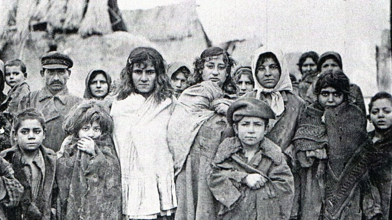 Az Európa Tanács iskolai tananyaggá tenné a roma holokausztot