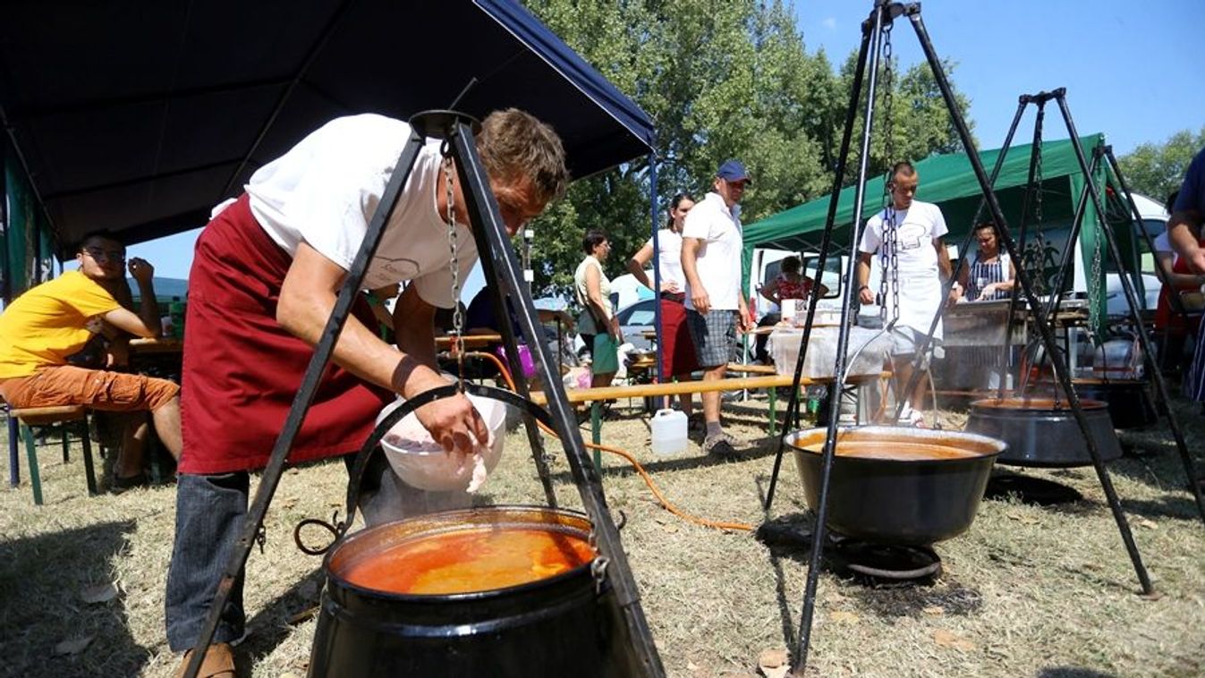 Szombaton kerül megrendezésre a közösségi halászléfőzés