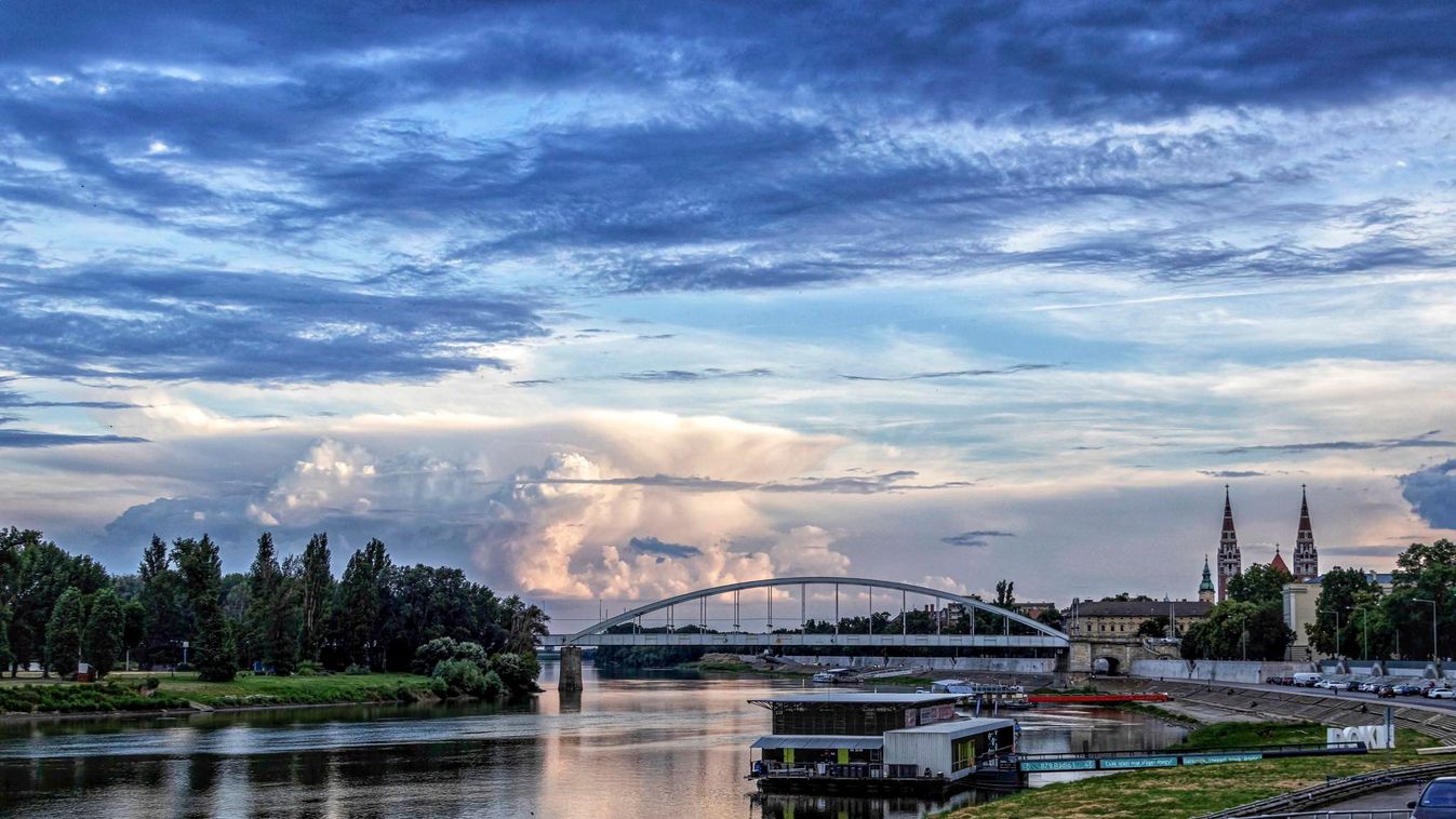 Mérséklődik a meleg, holnaptól kapja az égi áldást Szeged