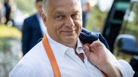 Orbán Viktor Scholznak: Üdv a klubban!