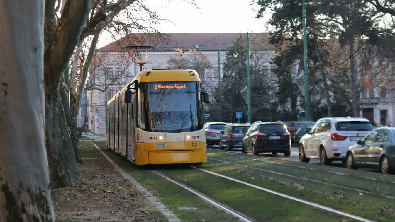 A 2-es villamoson különböző játékokban vehetünk részt holnap