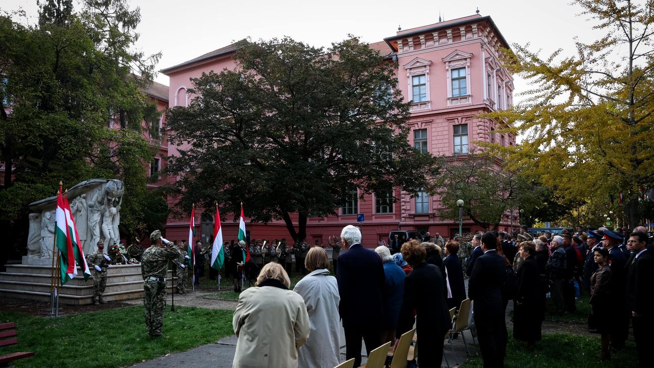 Szeged szerepe büszkeséggel tölthet el mindenkit - az '56-os forradalomra emlékeztek