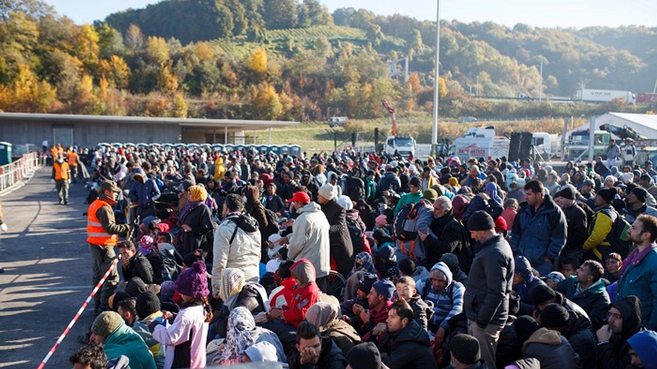 A migráció miatt veszélybe került a schengeni rendszer