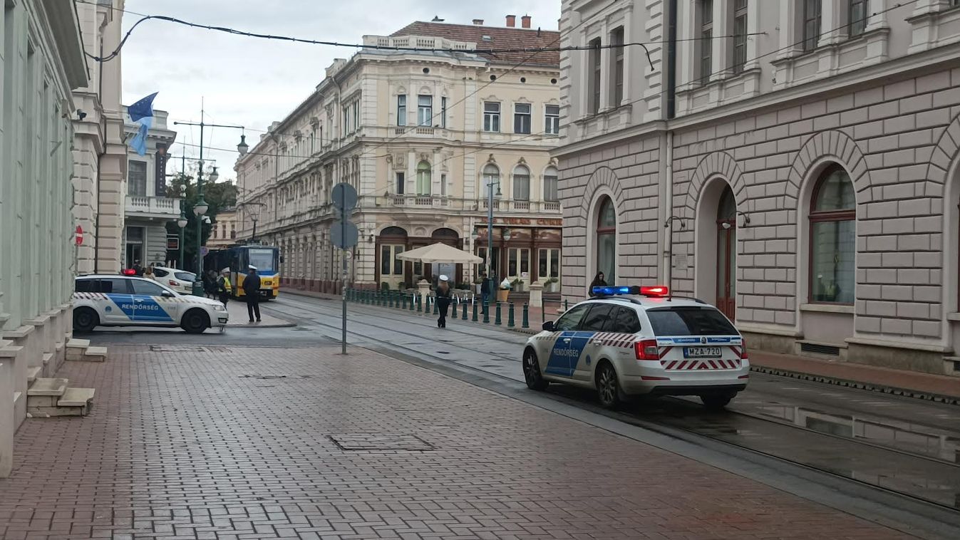 Egy ideig még nem lesz villamosközlekedés - képek, videó a baleset helyszínéről