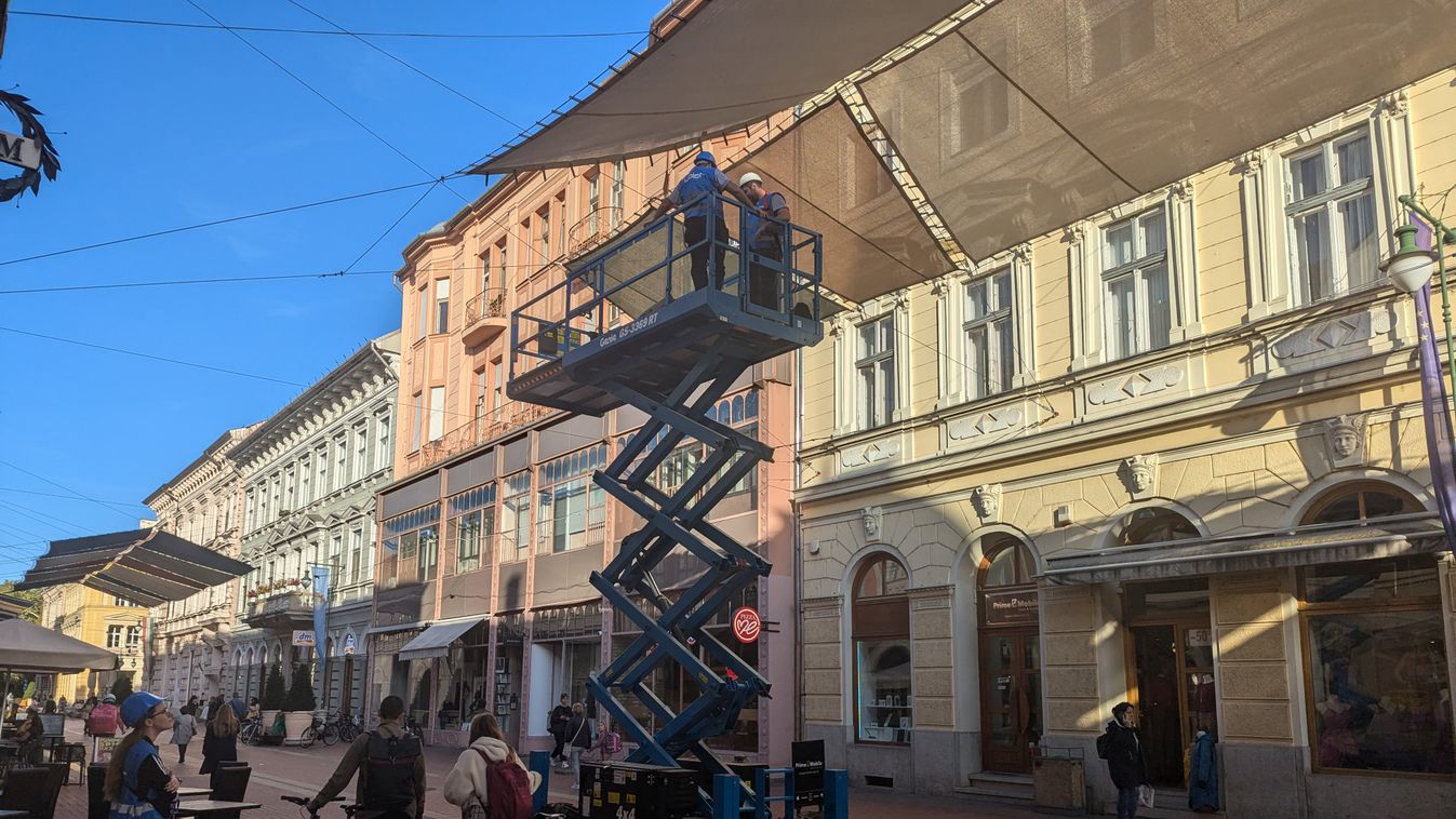 Tanultak a korábbiakból, idén időben leszedik a napvitorlát +képek