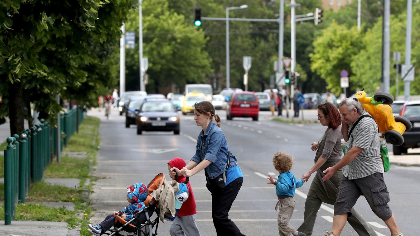 A kormány a családokat szeretné erősíteni