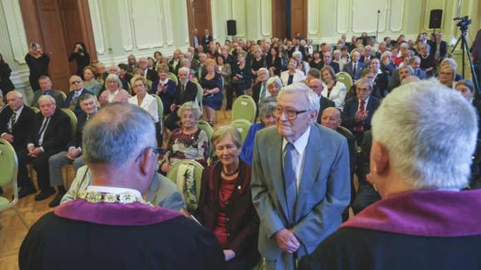 Jubileumi diplomákat adtak át az Orvostudományi Karon