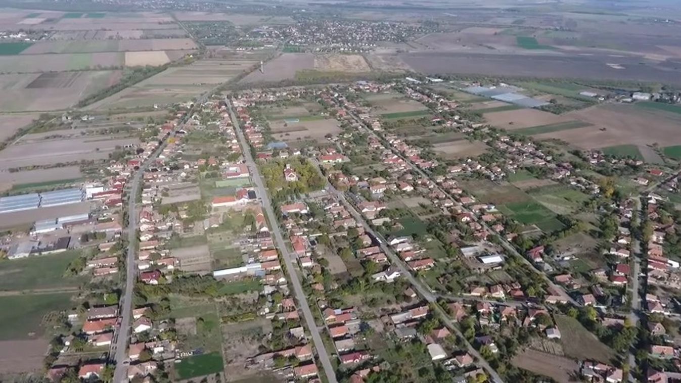 Vármegyénkben tömegesen költöznének ki falura az emberek