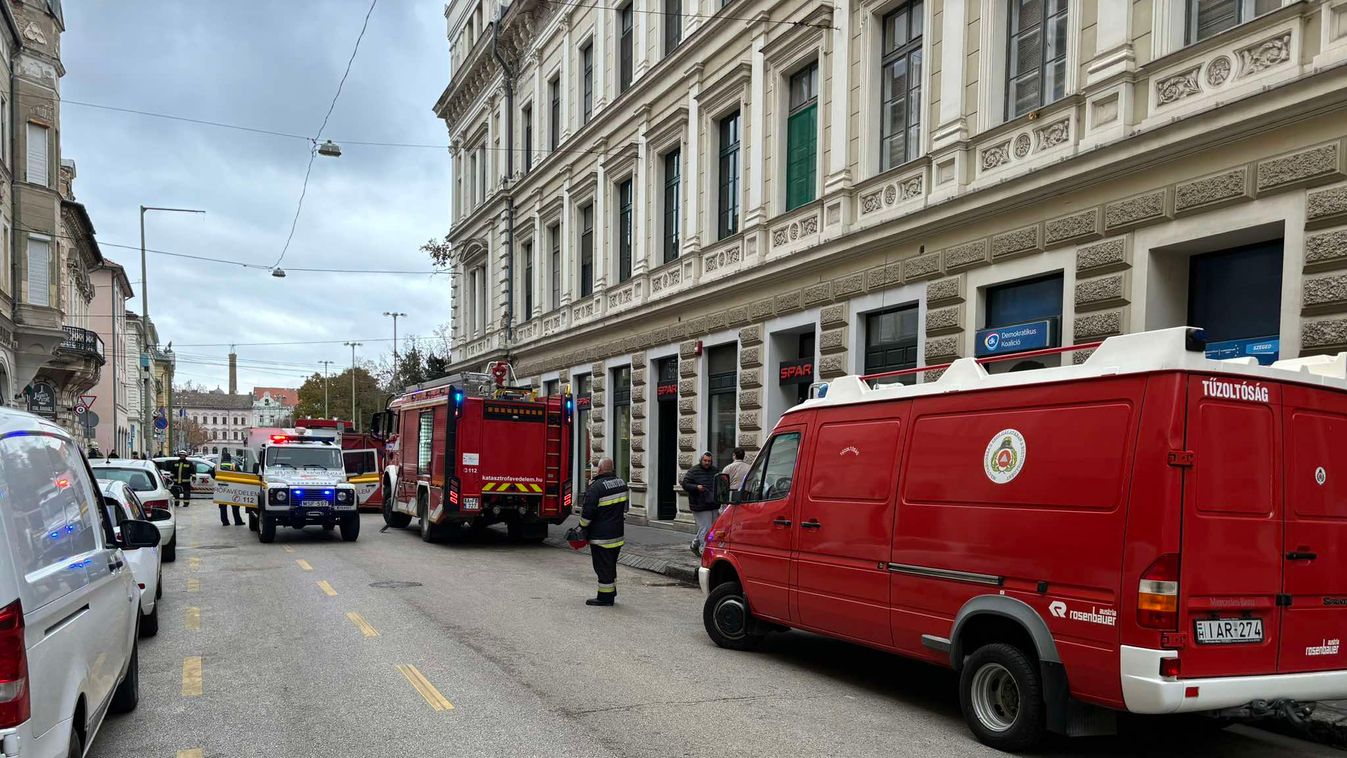 Két embert szállítottak kórházba a CIB Bank dolgozói közül