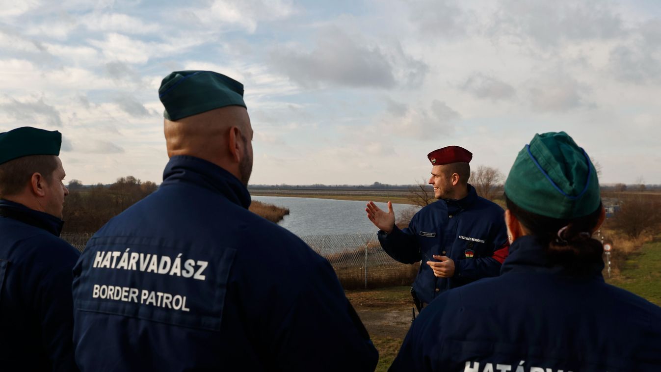 Több tucat migránst fogtak el Mórahalomnál és Röszkénél