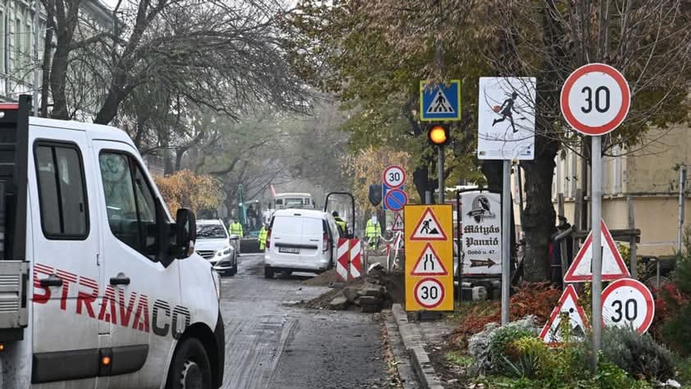 Nem bírták határidőre befejezni az alsóvárosi munkákat