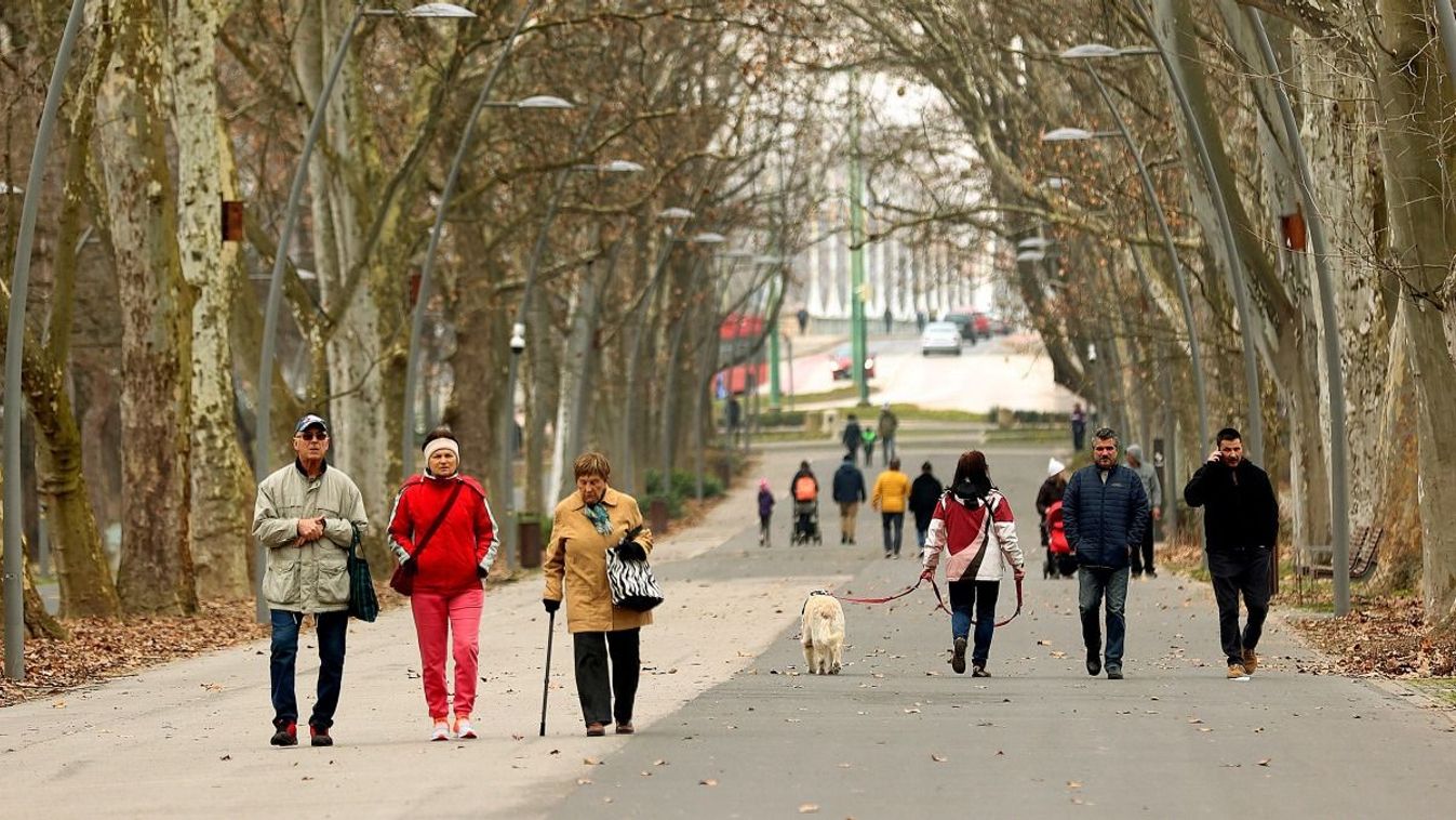 Enyhe, néhol napsütéses téli idővel folytatódik a december Szegeden