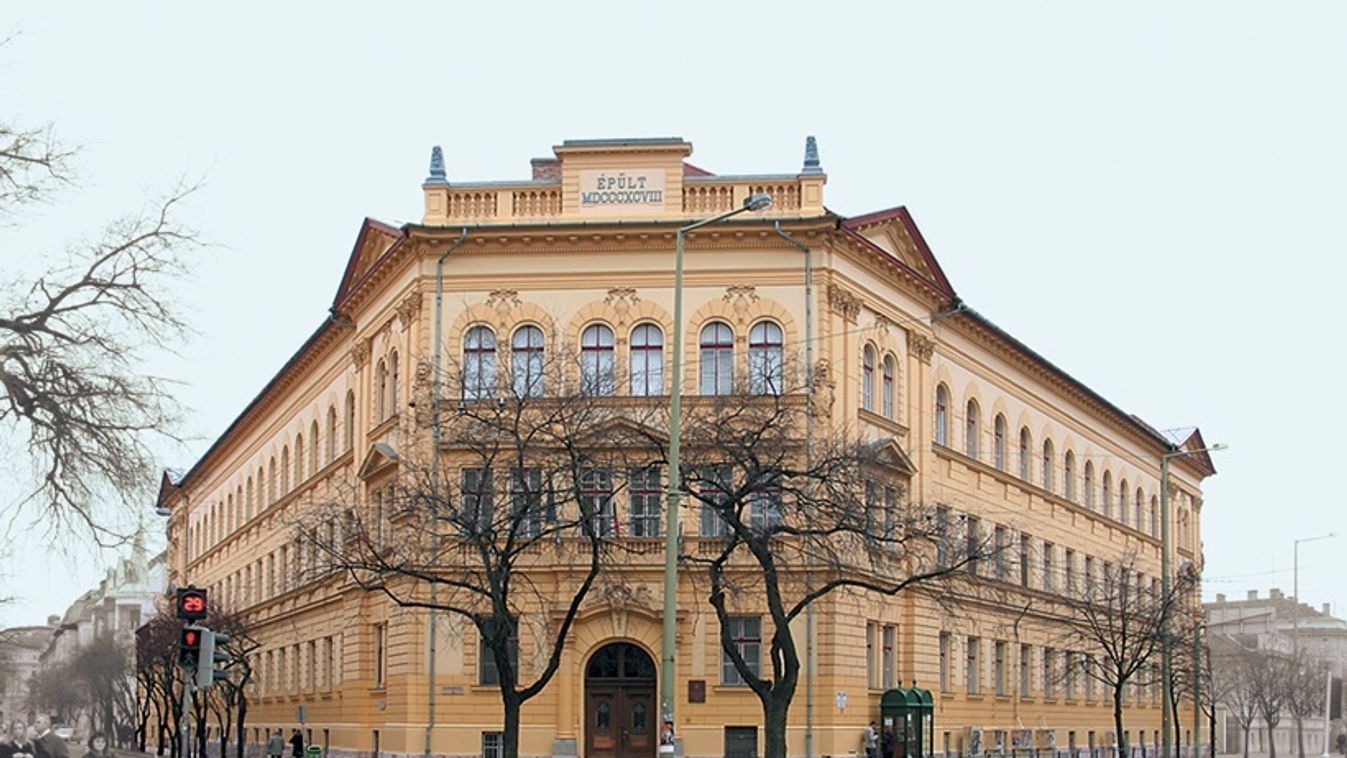 Januártól folytatódik a tanárok és óvónők béremelése