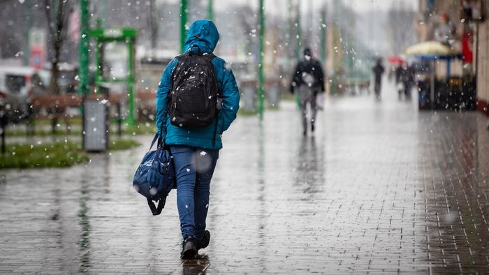 Közeledik Szeged felé a havas esőt hozó front