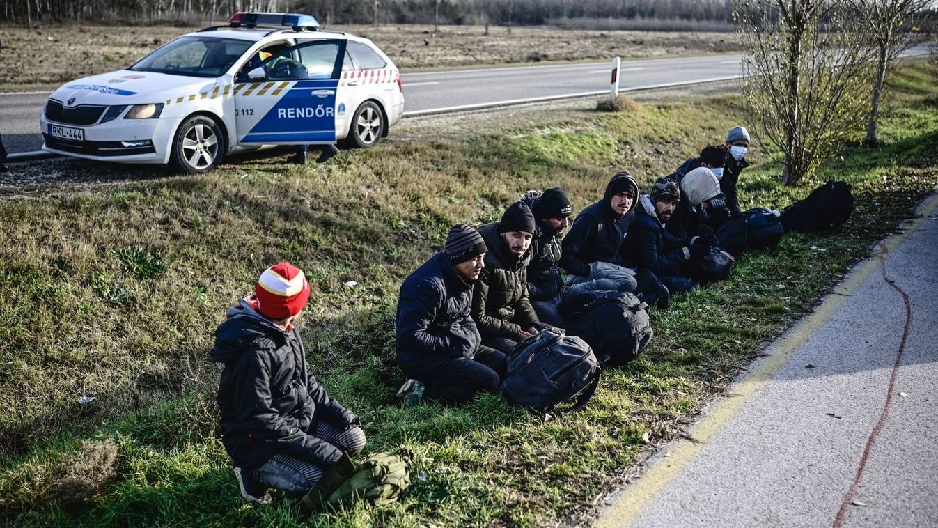 Özönlenek a migránsok - megdőlt az éves rekord