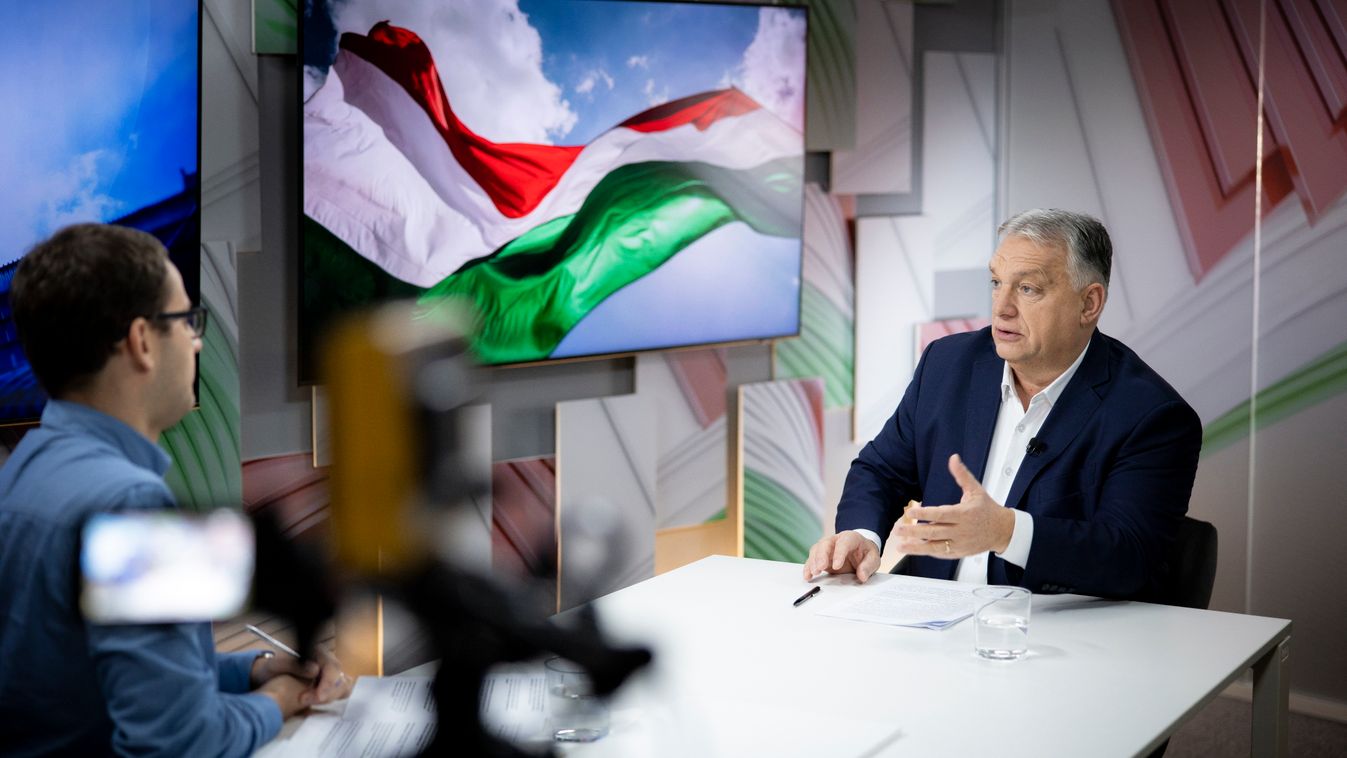 Orbán Viktor: El a kezekkel a 13. havi nyugdíjtól