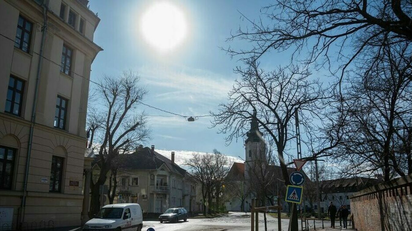 Fagyos reggel után napsütéses délután Szegeden