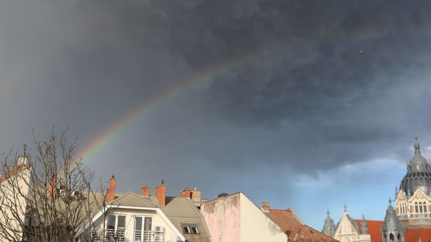 Egy gyönyörű szivárvány ékeskedett Szeged felett +fotók