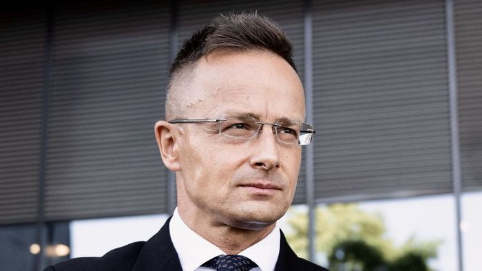 Szijjártó Péter: Fegyverszünetre és béketárgyalásokra van szükség