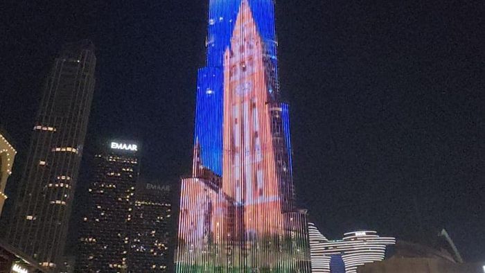 A Burj Khalifa oldalára vetítették a szegedi Dómot