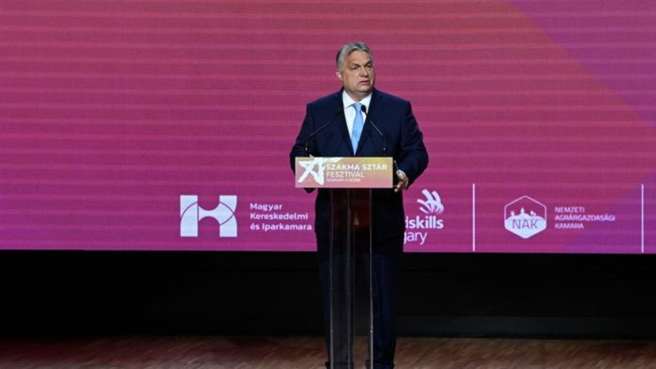 Orbán Viktor: Magyarország jó kezekben van, a fiataloké a jövő +videó