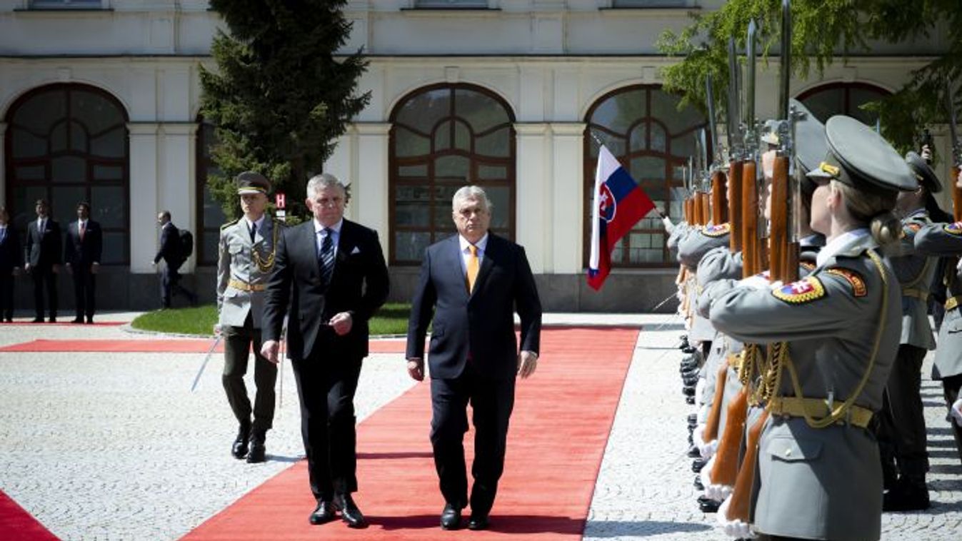 Orbán Viktor Robert Ficóval tárgyal