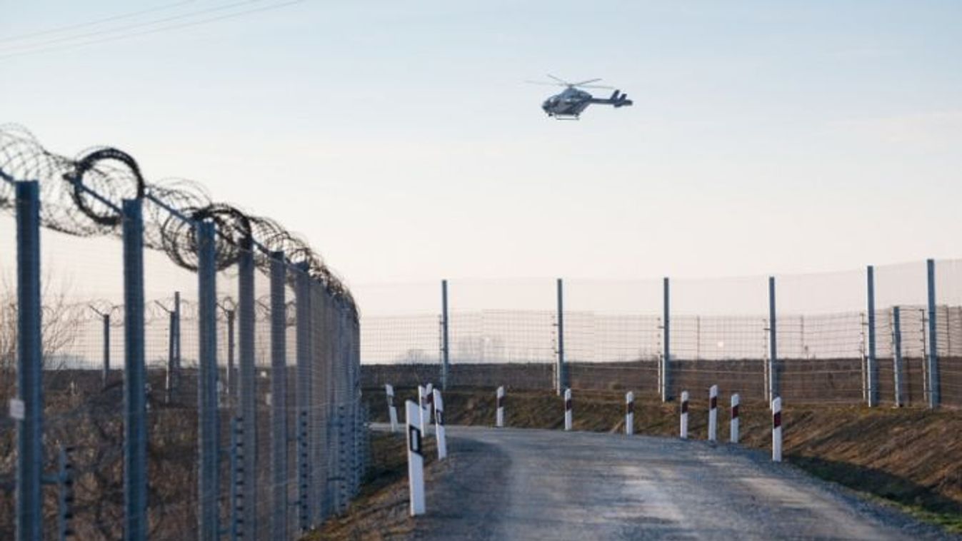 Újabb migráns tömeget tartóztattak fel Csongrád-Csanád vármegyében