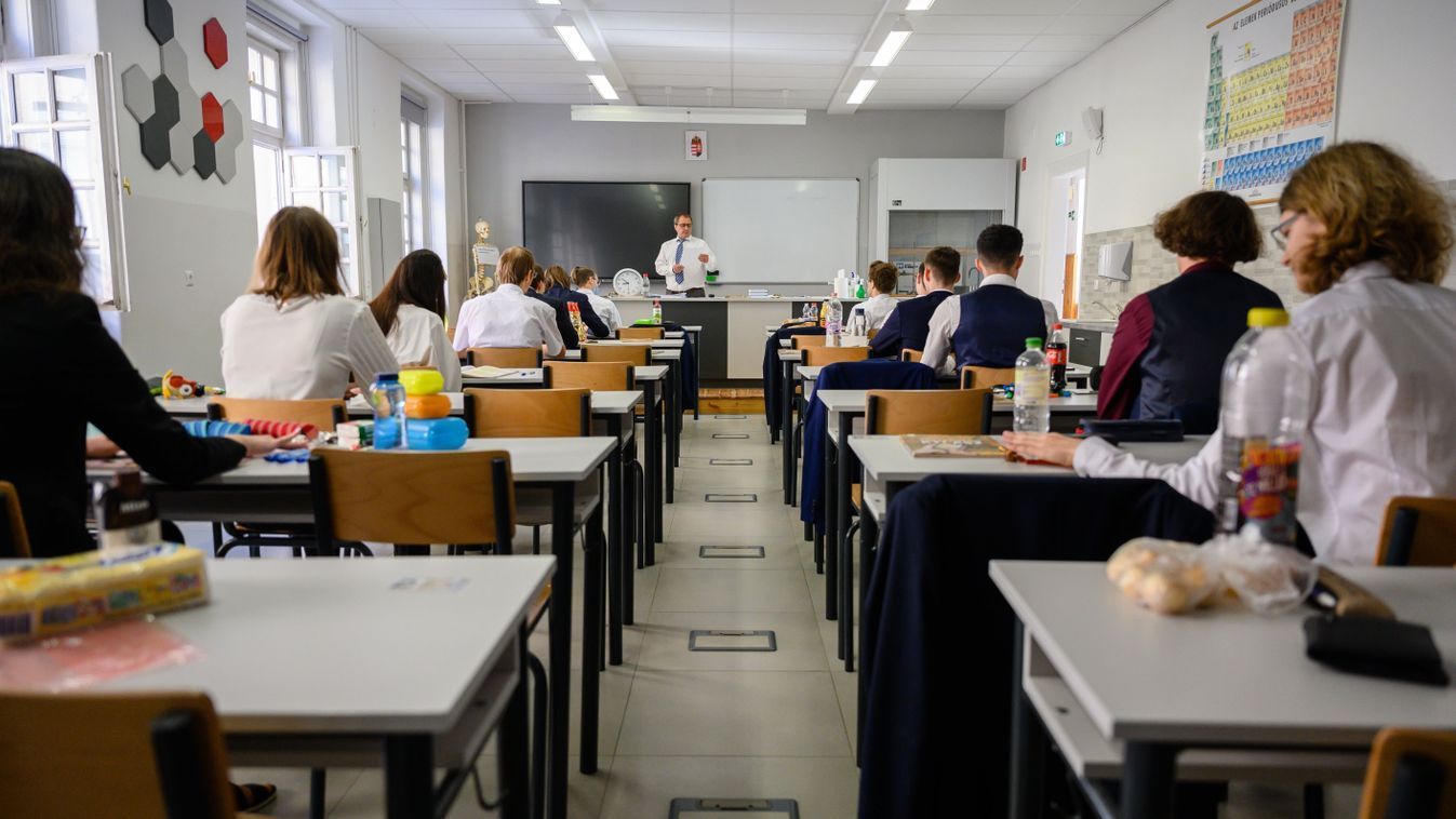 A magyar írásbelivel rajtol el ma az érettségi vizsgaszezon