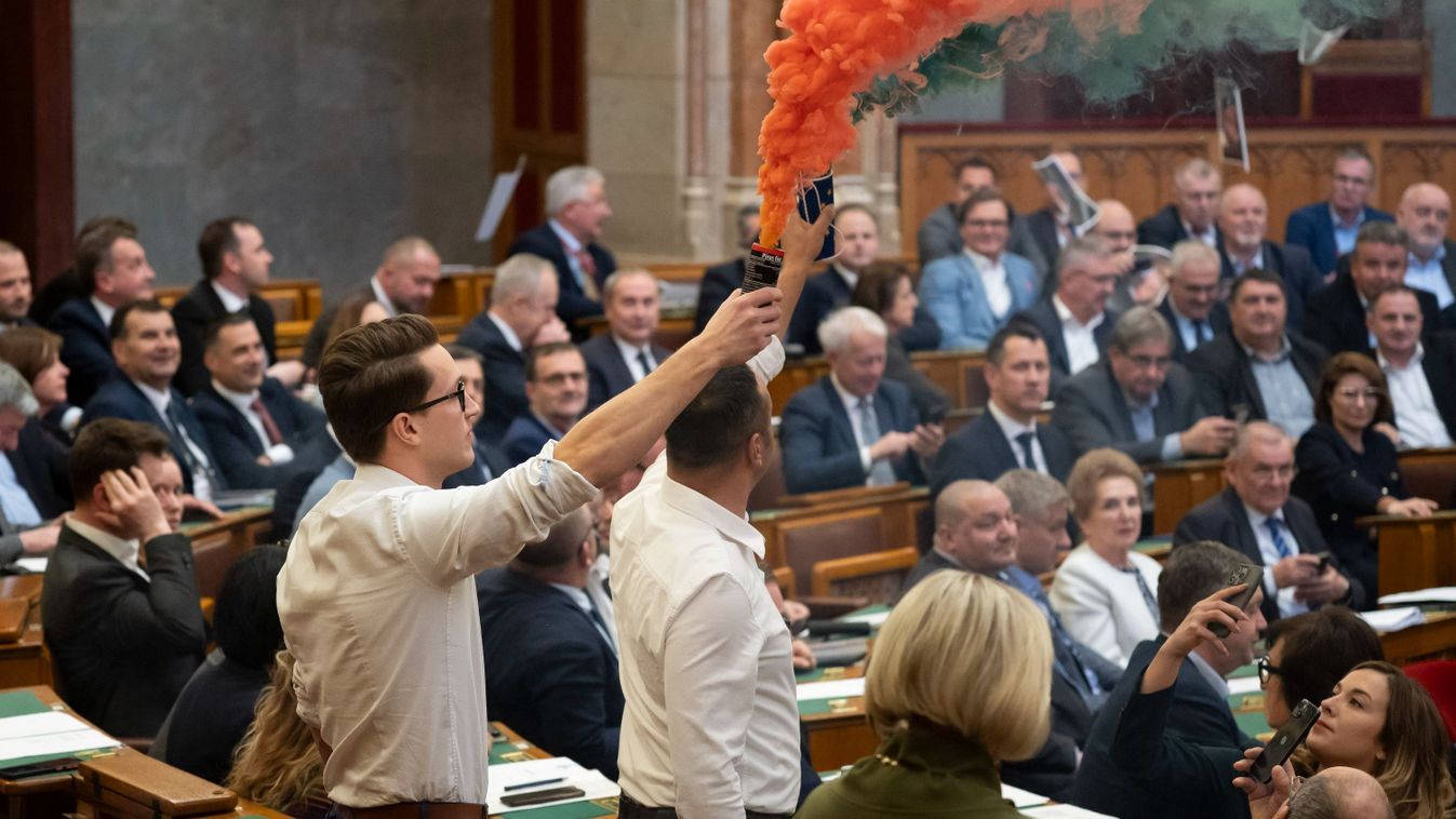 A Tisza Párt előretolt helyőrsége lett a Momentum