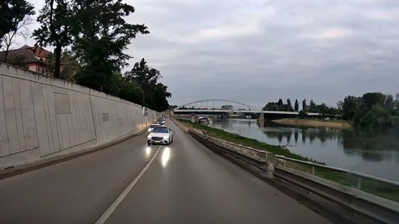 Videó: kis híján komoly baleset történt a rakparton