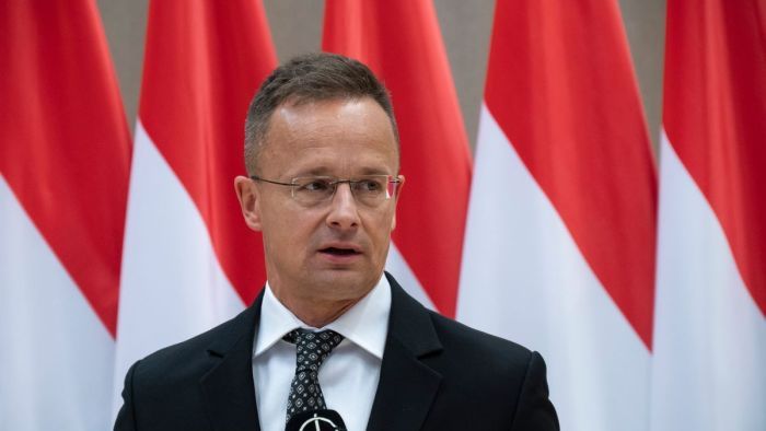 Szijjártó Péter: Ukrán kémeket utasítunk ki