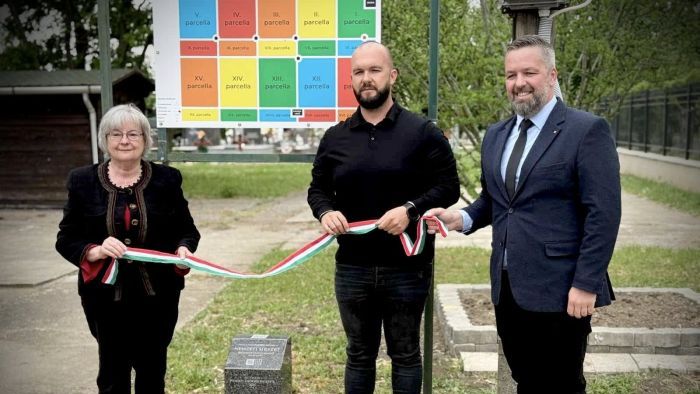  Wagner Viktória tiszteletére okos parcellakövet adtak át Kiskundorozsmán