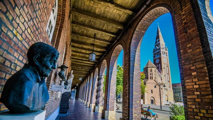Egyedülálló magyar kultúrkincsünk a Dóm téri Nemzeti Emlékcsarnok