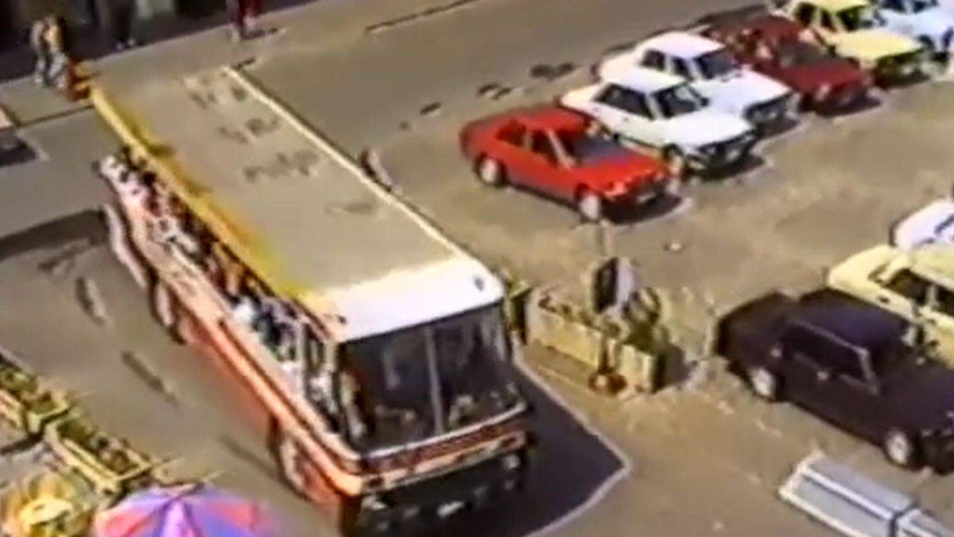 Múltidéző: Amikor még városnéző busz rótta Szeged utcáit +videó
